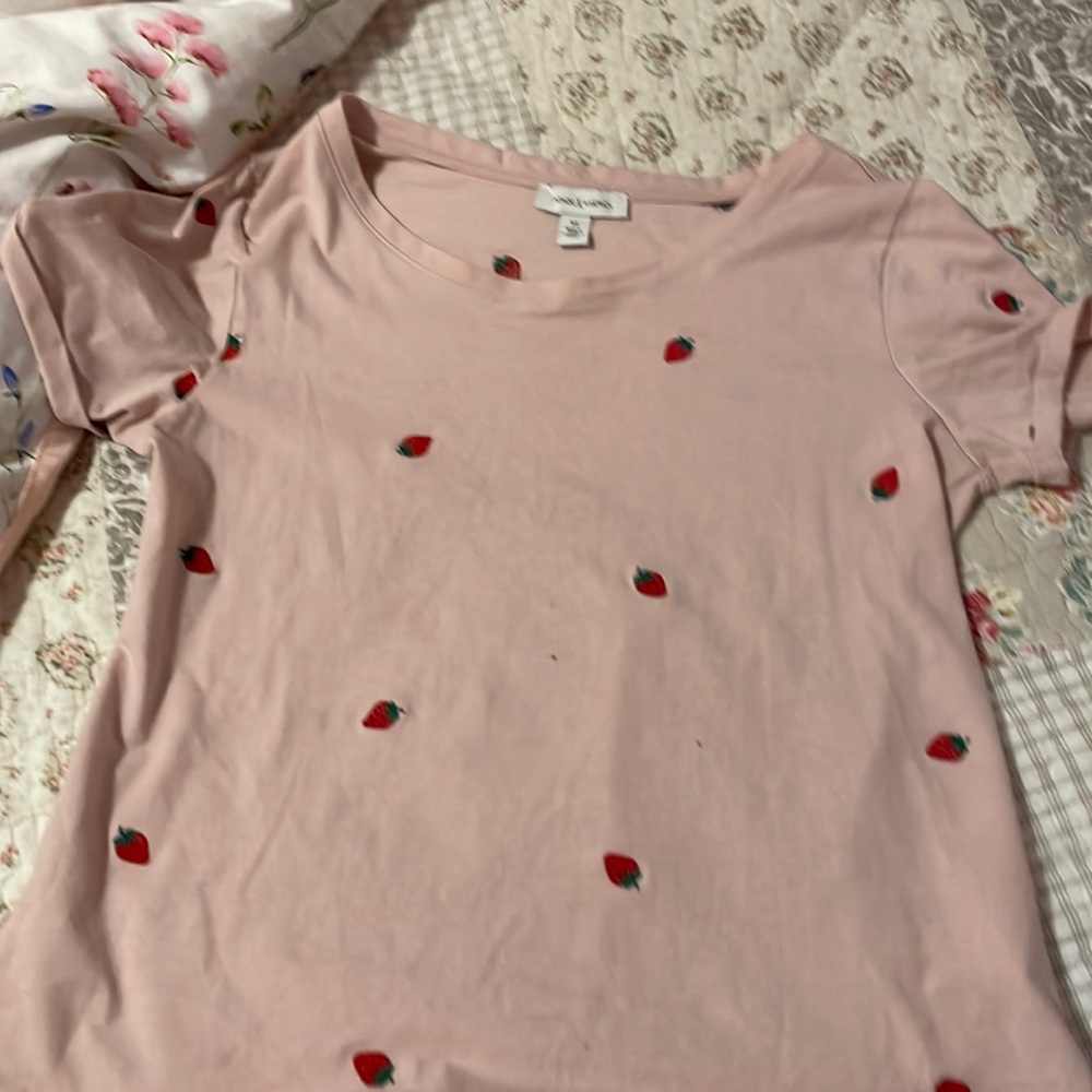 Vintage America pink strawberry t shirt
